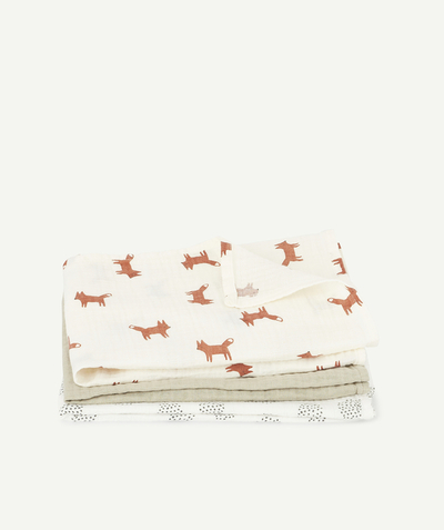 New In radius - PACK OF THREE BABIES' OLIVE GREEN FOX CLOTHS IN ORGANIC COTTON