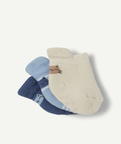 Booties - hat - mittens radius - PACK OF THREE PAIRS OF SOCKS IN BLUE SHADES WITH A CAT DESIGN