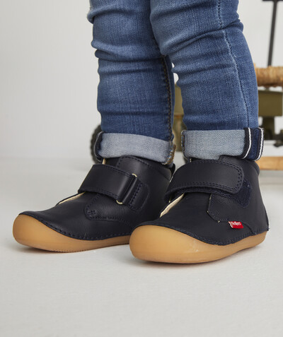 Shoes, booties radius - KICKERS� - BLUE LEATHER FIRST STEPS ANKLE BOOTS WITH A SELF-GRIPPING SCRATCH FASTENING