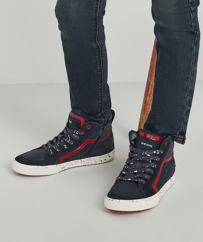 Private sales radius - BLUE HIGH TOP TRAINERS WITH RED DETAILS