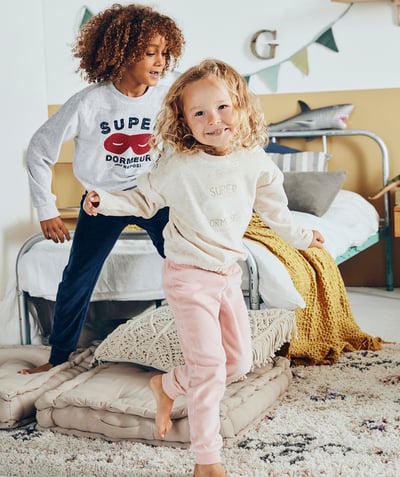 Pyjama Famille - PYJAMA EN VELOURS SUPER DORMEUSE BEIGE ET ROSE FILLE