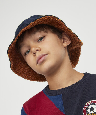 Boy radius - REVERSIBLE BUCKET HAT IN BLUE VELVET AND CAMEL BOUCLE