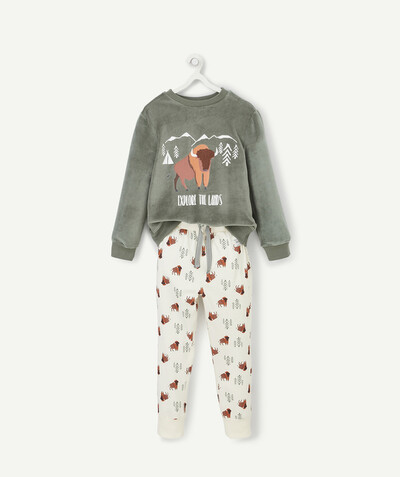 Pyjama family - GREEN VELVET PYJAMAS WITH A BISON DESIGN AND A MESSAGE