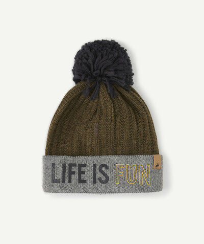 Accessories radius - RECYCLED KNITTED HAT WITH A KHAKI POMPOM