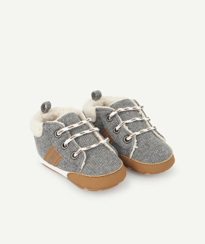 Party outfits radius - BABY BOYS' GREY AND SHERPA TRAINER-STYLE SLIPPERS