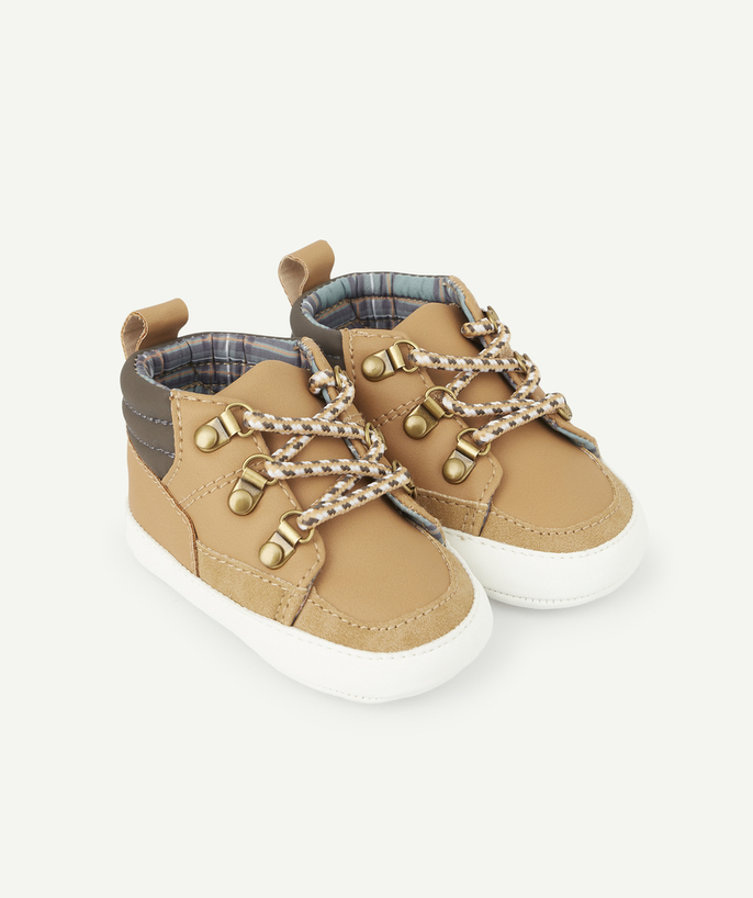 Christmas store radius - BABY BOYS' CAMEL TRAINER-STYLE SLIPPERS