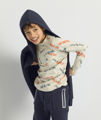 Mini or maxi: the trend is towards prints radius - GREY RECYCLED FIBRE T-SHIRT WITH ORANGE DESIGN
