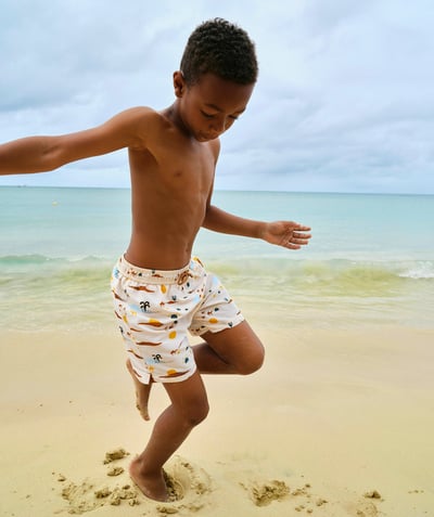 Boy radius - BEIGE SWIMMING TRUNKS IN RECYCLED FIBRES WITH A DESERT DESIGN