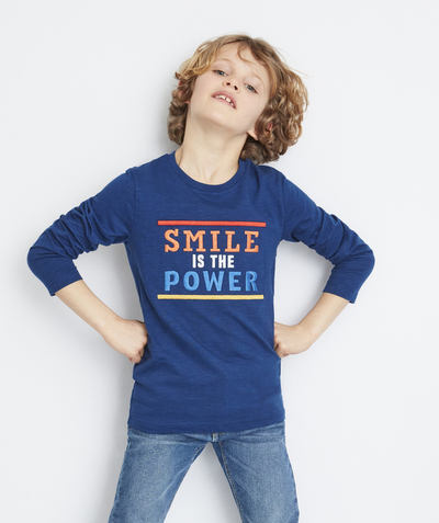 Private sales radius - MIDNIGHT BLUE T-SHIRT IN ORGANIC COTTON WITH A COLOURFUL POSITIVE MESSAGE