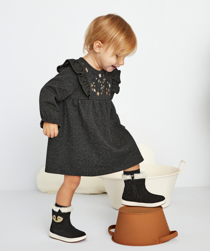 Private sales radius - BABY GIRLS' HERRINGBONE PATTERN DRESS WITH RUFFLES AND EMBROIDERED FLOWERS