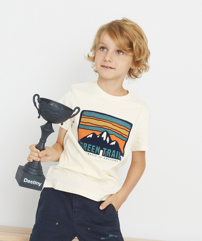 Boy radius - BOYS' CREAM T-SHIRT IN RECYCLED FIBERS WITH A MOUNTAIN MOTIF AND MESSAGE