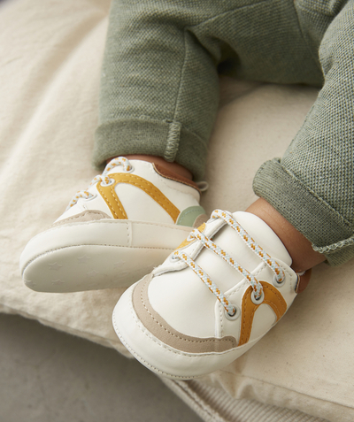 Shoes, booties radius - NEWBORNS' TRICOLOURED BOOTIES WITH ELASTICATED LACES