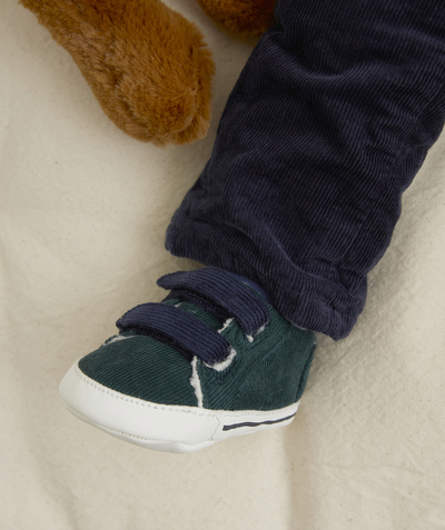 Baby Tao Categories - BLUE AND GREEN VELVET TRAINER-STYLE BOOTIES WITH SHERPA