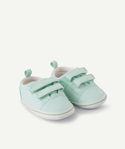 Booties Tao Categories - BABY GIRLS' MINT TRAINER-STYLE SLIPPERS WITH SCRATCH FASTENING