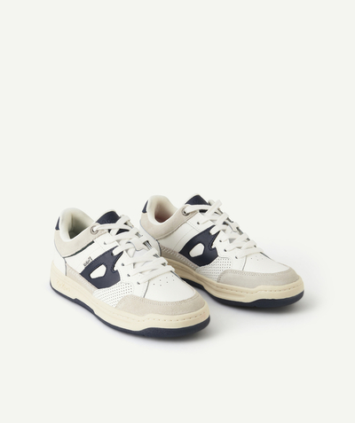 All collection Sub radius in - KIKOUAK JR TRAINERS IN WHITE AND NAVY BLUE