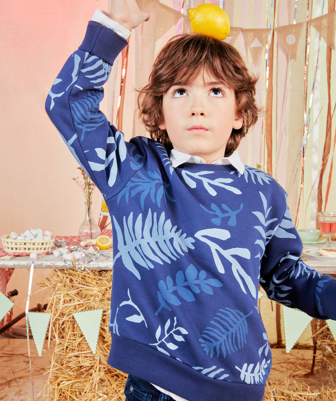 ECODESIGN radius - BOYS' NAVY BLUE SWEATSHIRT IN RECYCLED FIBRES WITH A LEAF PRINT