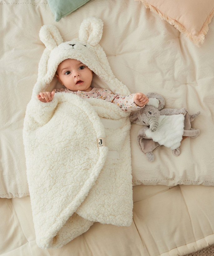 Nursery Tao Categories - WHITE BUNNY WRAPPING BLANKET