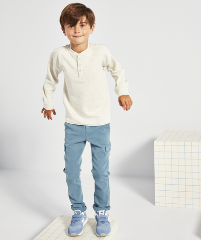 Our latest looks radius - BOYS' BLUE SLIM-FIT ECO-FRIENDLY VISCOSE CARGO TROUSERS