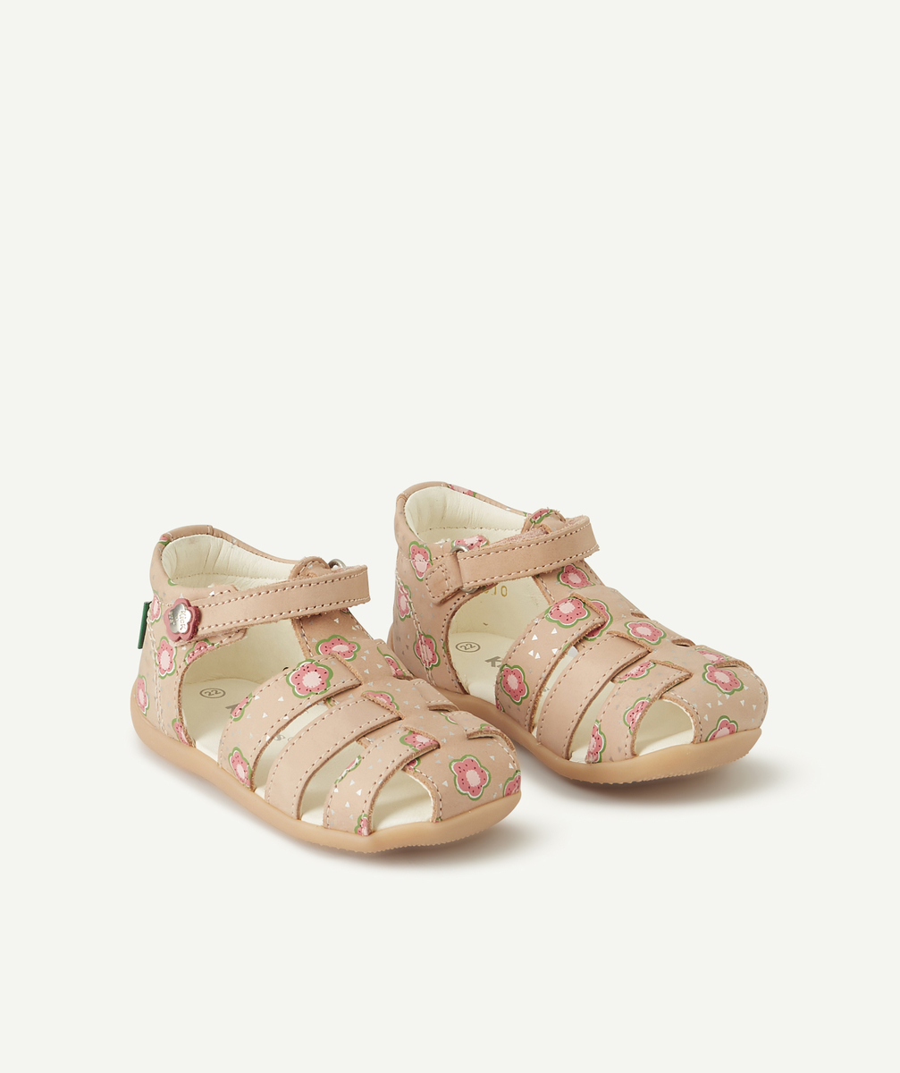 Les sandales rose pâle et fleuries en cuir - 18