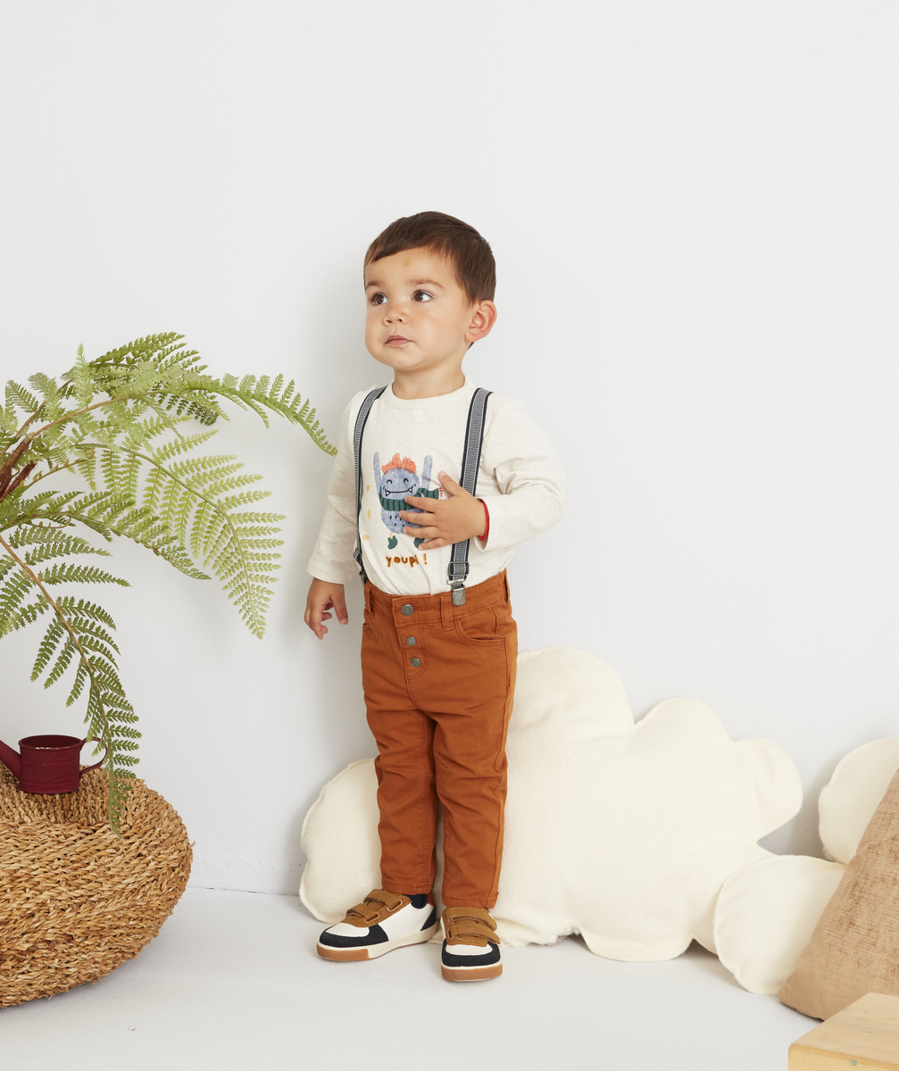 Pantalon en denim marron avec bretelles bébé garçon - 3 M